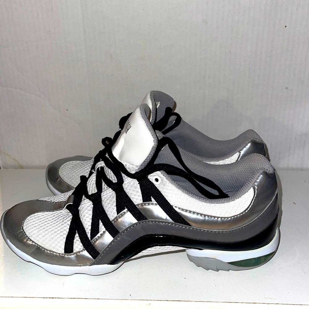 BLOCH ADULT LIGHTWEIGHT DANCE SHOES